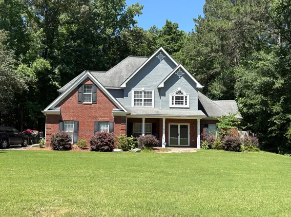 55 Carriage Park Ct, Oxford, GA 30054