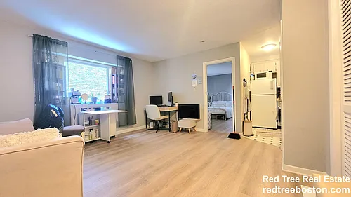 200 Kelton St Photo 1