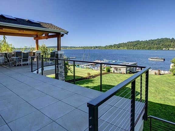 5th image of 3026 W Lake Sammamish Pkwy NE