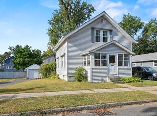 204 Arthur St, Springfield, MA 01104