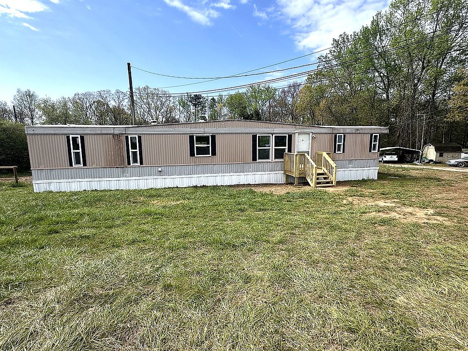 1st image of 233 Jolly Roger Dr