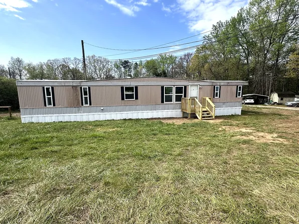 233 Jolly Roger Dr, Lexington, NC 27295