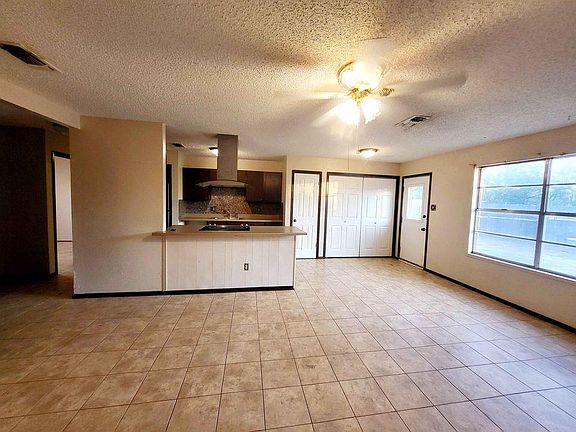 5th image of 4007 Eastridge Dr
