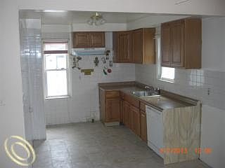 2nd image of 23040 Rosewood Ave