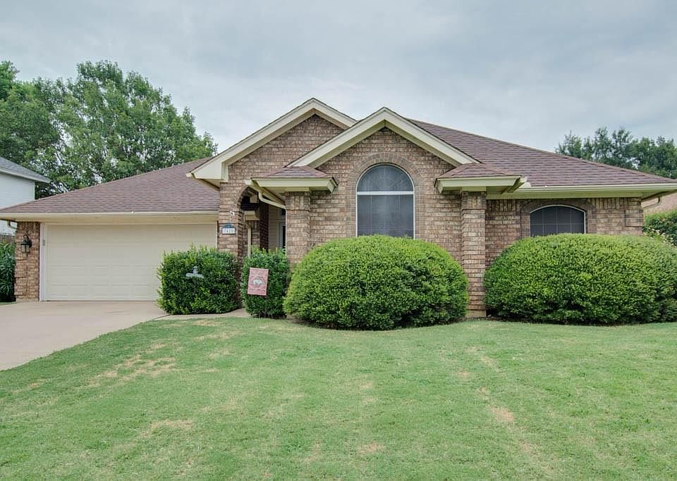 1st image of 7420 Emerywood Ln