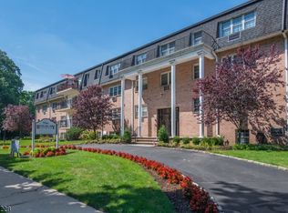 530 Fairview Ave APT 306, Westwood, NJ 07675