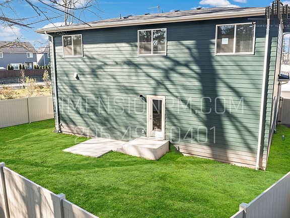3rd image of 17523 29th Ave E