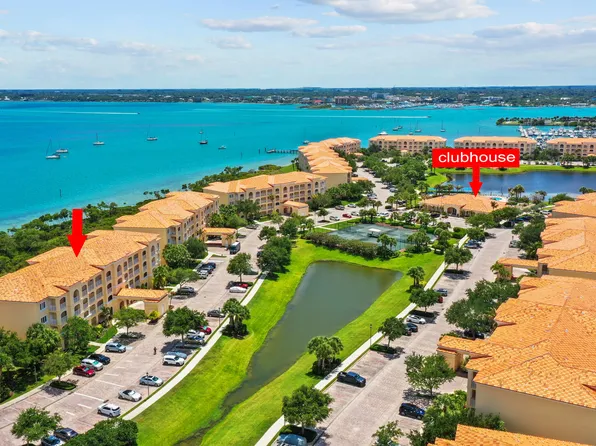 25 Harbour Isle Dr W #205, Fort Pierce, FL 34949