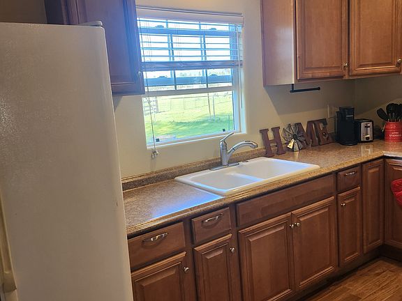 2nd image of 1091 Lowell Ave