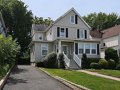 2nd image of 345 1st St