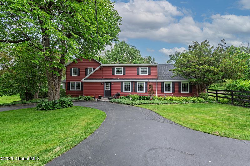 2nd image of 31 Spring Road