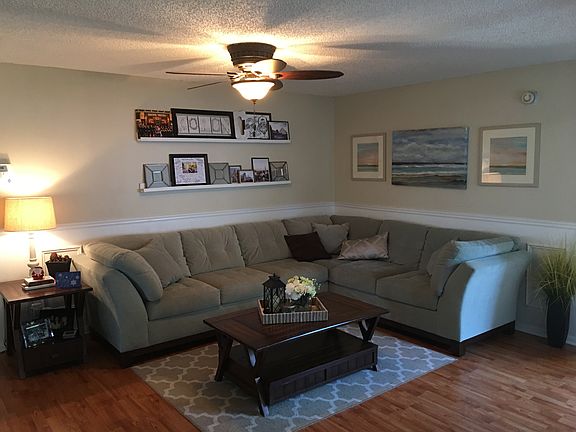 5th image of 10705 Fairfield Village Dr