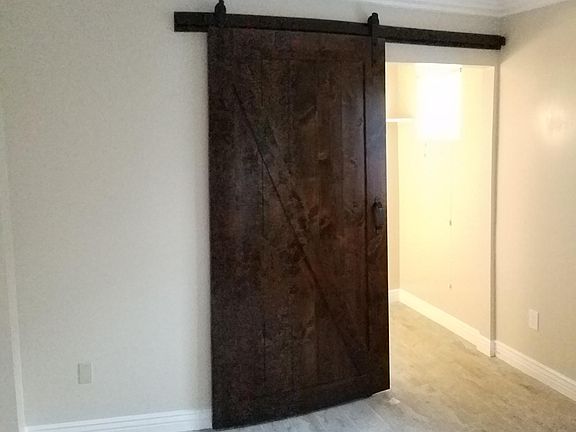 3rd image of 624 Nautilus St #A
