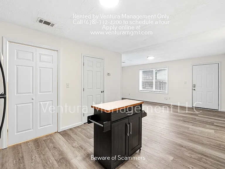 7281 Ashton Ct #C — Photo 10