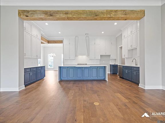 4th image of 9915 Oak Colony Blvd