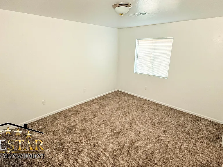 301 Decatur St #B — Photo 16