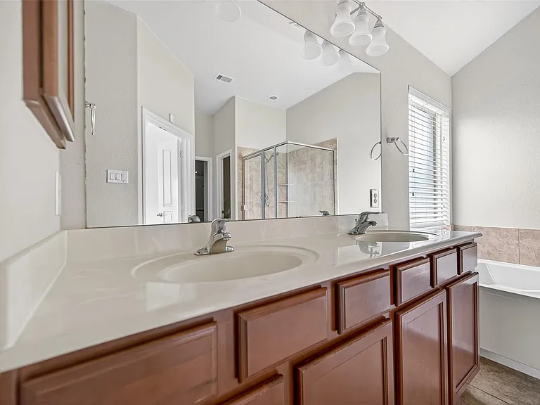 4531 Ferndale Meadows Dr — Photo 27