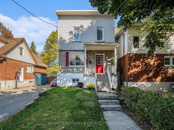 51 Smirle Ave, Ottawa, ON K1Y 0S2