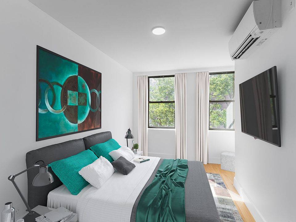 1st image of 174 1st Ave Penthouse 6