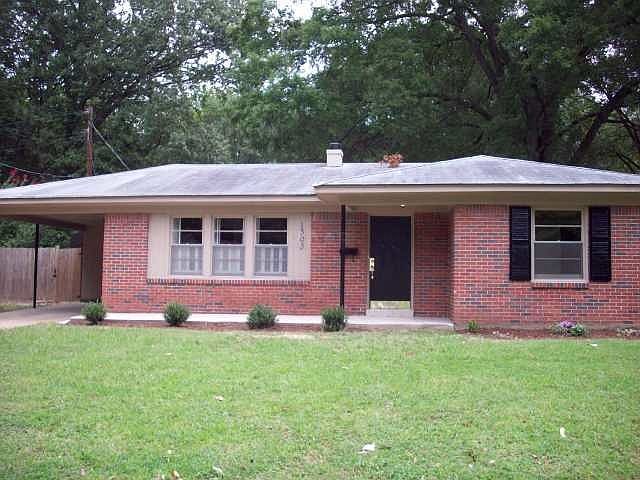 1st image of 1330 Carolyn Dr