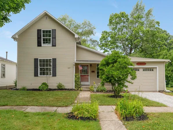 1611 Sprott St, Auburn, IN 46706