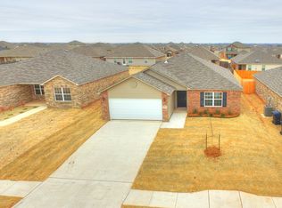 3321 SE 95th St, Moore, OK 73160