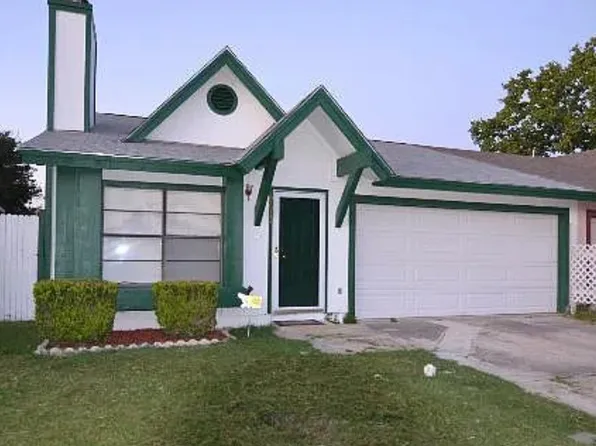 9611 Bratton Dr, San Antonio, TX 78245