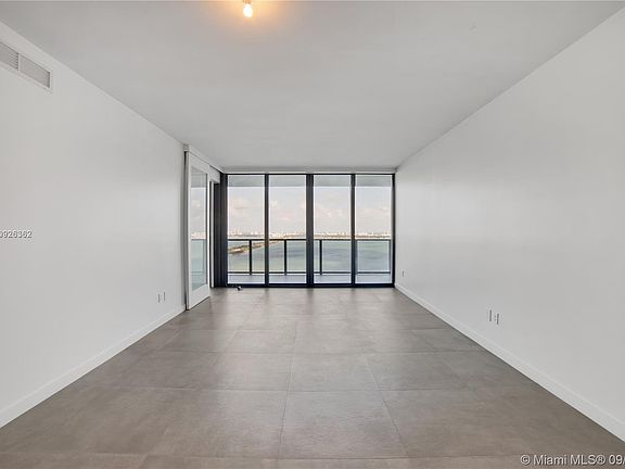 4th image of 3131 NE 7th Ave Unit 3303