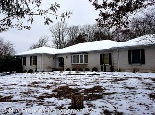 5207 Meadow Ct, Scotrun, PA 18355