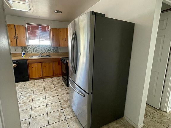 3rd image of 8031 E Julia St