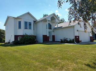 806 4th Ave NW, Dilworth, MN