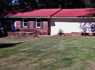 1463 Smyrna Church Rd, Robbins, NC 27325