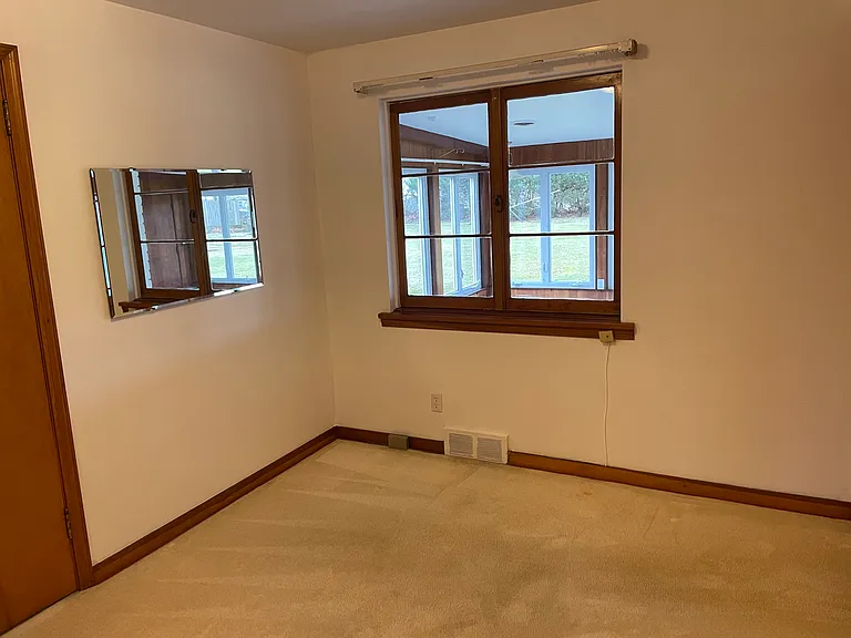 8250 Fox Ridge Rd — Photo 14