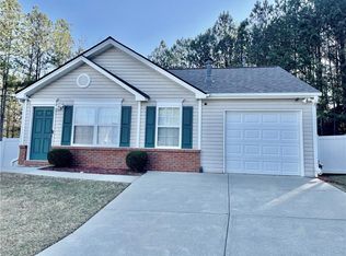 215 Oak Grove Ln, Acworth, GA 30102