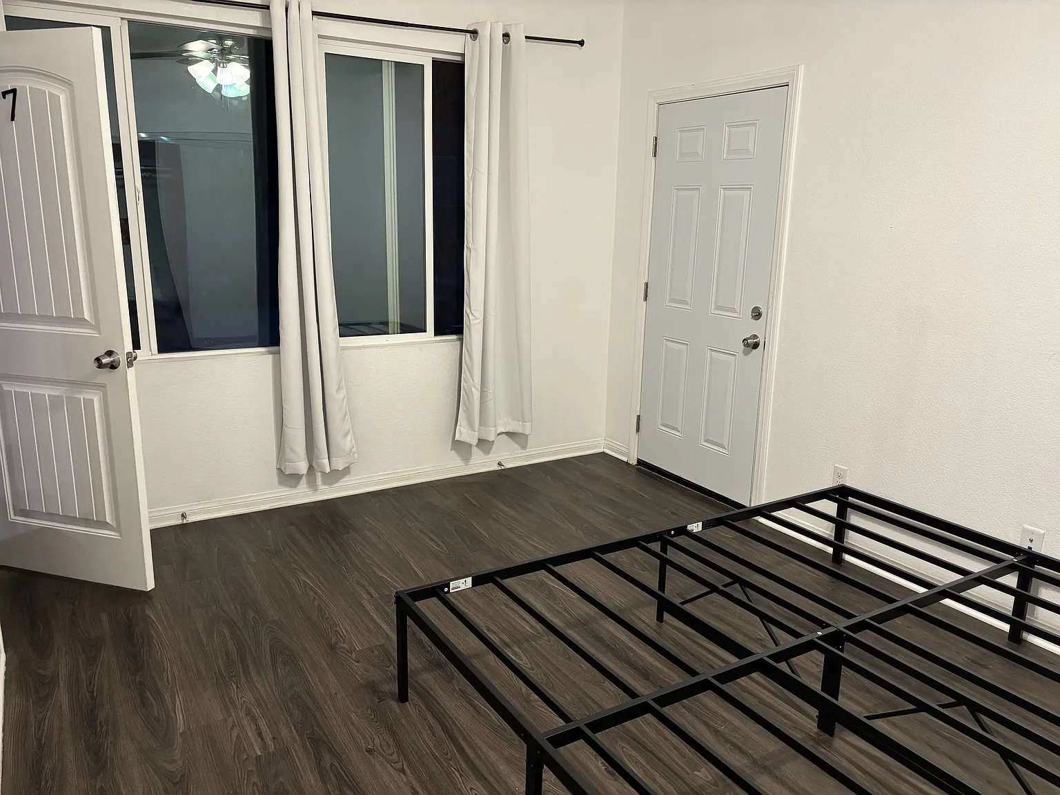 1 bed, 2889 sqft, $960 — Photo 4