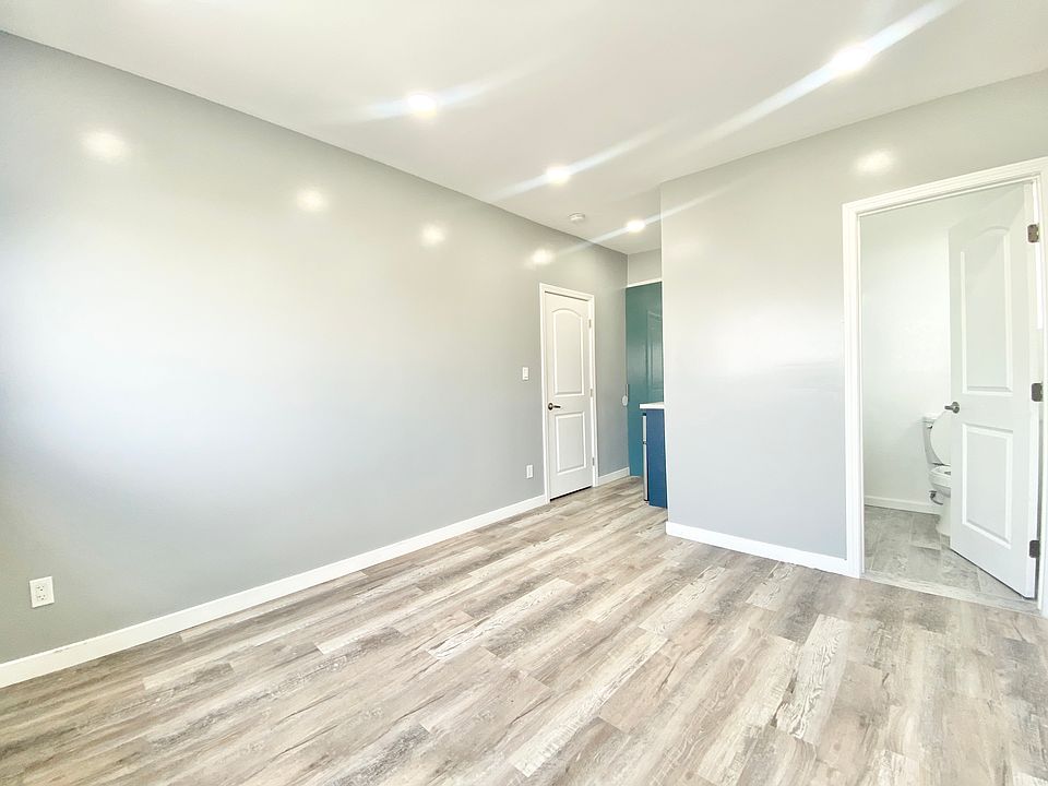 1st image of 3831 Wisconsin St #9D