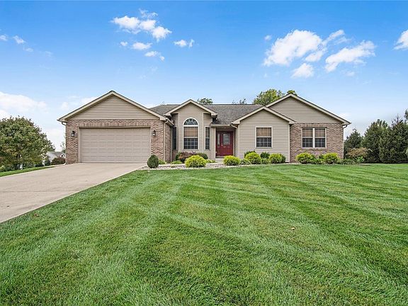 3rd image of 5941 Wooded Estates Ln
