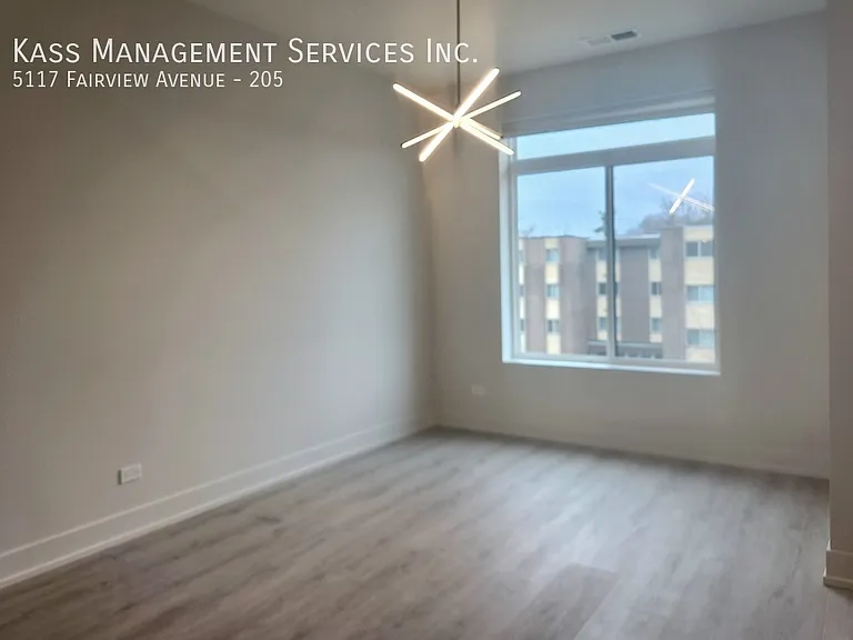 5117 Fairview Ave — Photo 17
