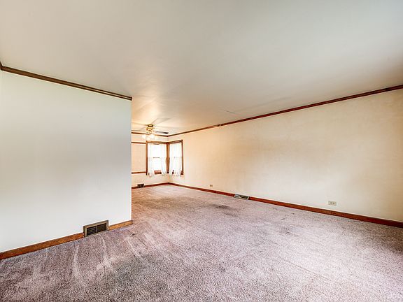 4th image of 9632 Central Ave