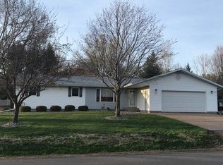 1025 W Laird St, Marshfield, WI 54449