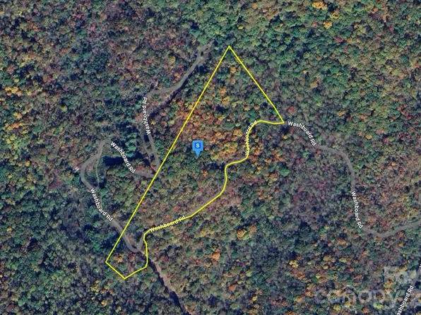 1300 Washboard Rd, Cullowhee, NC 28723