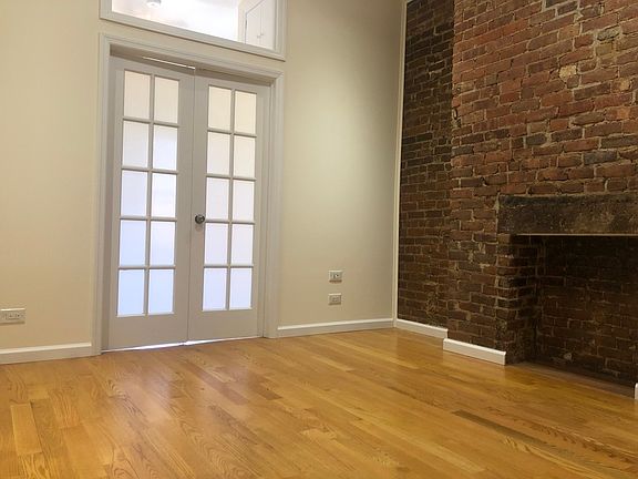 5th image of 109 E 2nd St #16