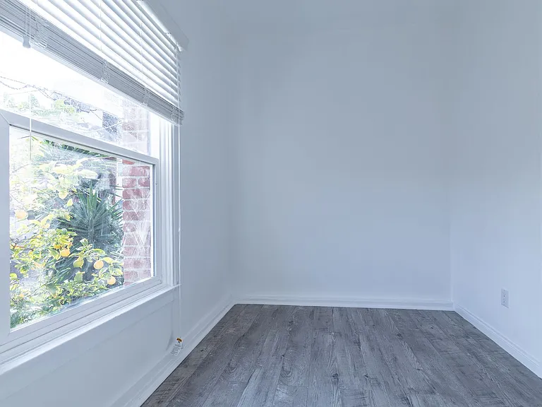 3048 W 12th Street — Photo 25