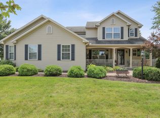 811 Switchgrass Ln, Champaign, IL 61822