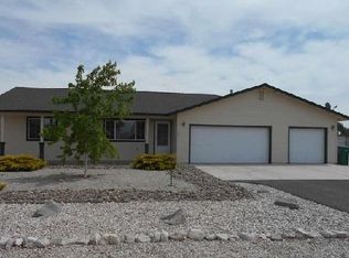 1154 Robin Dr, Fallon, NV 89406