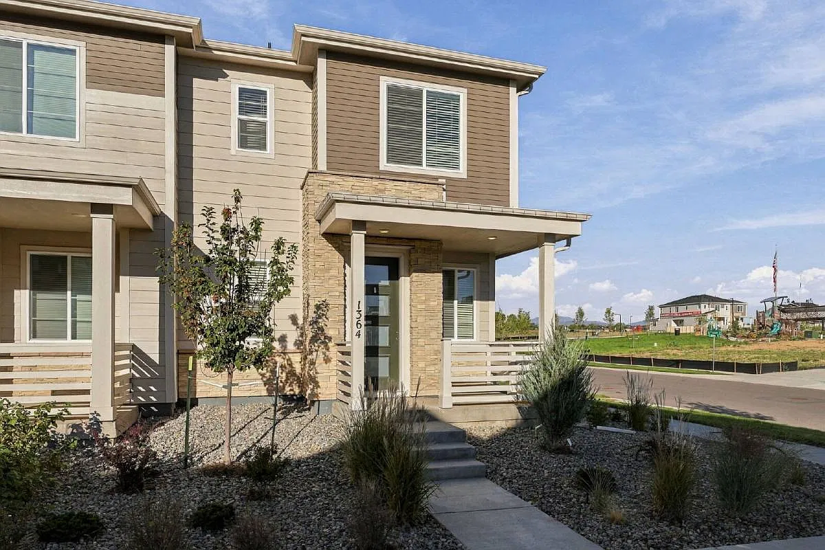 1364 Penner Dr in Lafayette, CO 80026 — Photo 2