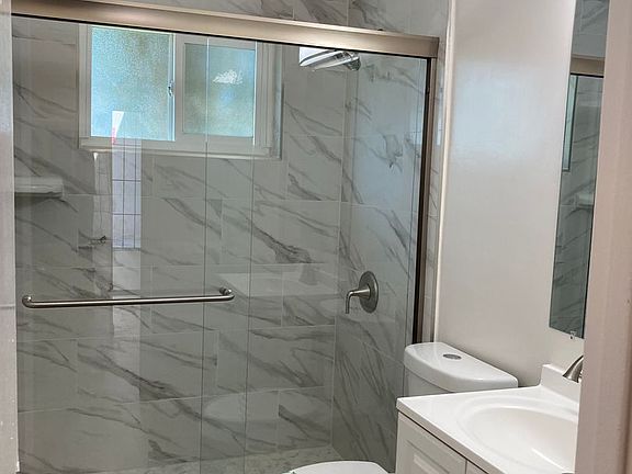 5th image of 5030 Linden Ave APT 1