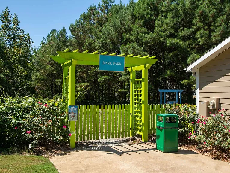 Walden Pond Apartments