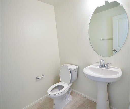 2nd image of 6327 Aquila Way