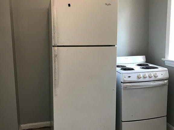 4th image of 3612 W 35th St #1